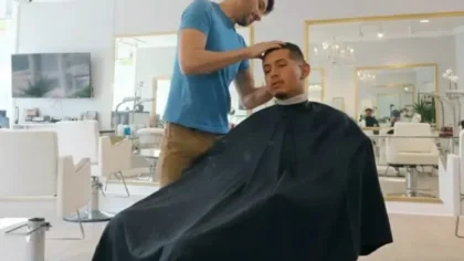 El peluquero tiene una gran polla